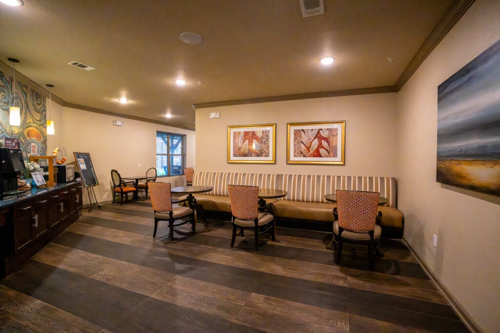 Comfortable Lounge Seating Area for Independent Senior Living San Antonio