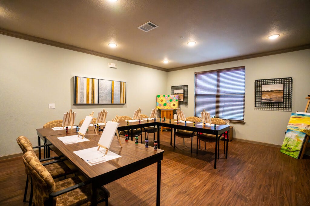 Painting Room for Residents at Independent Senior Living San Antonio